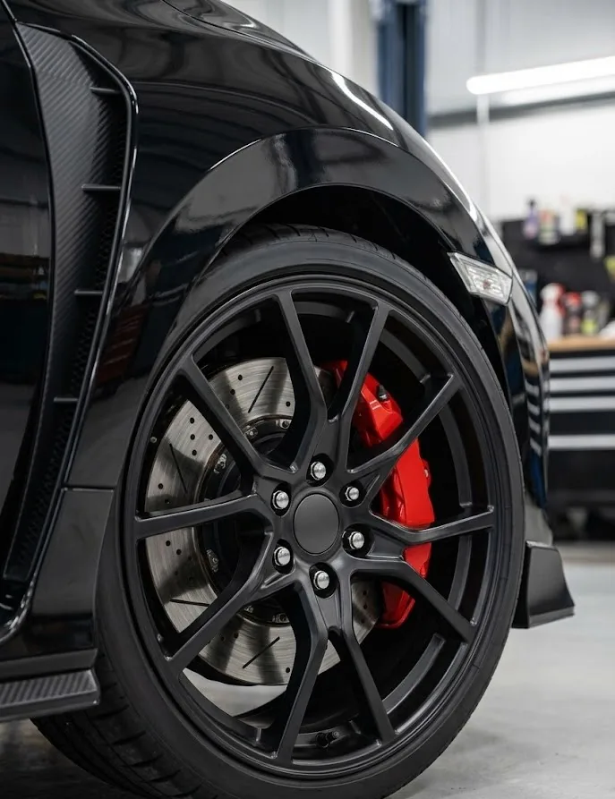 Civic Type R brake pad choices for street, fast-road and track use—how to choose the right compound without sacrificing predictable braking.